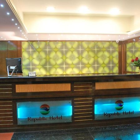 Republic Hotel Patna  Exterior photo