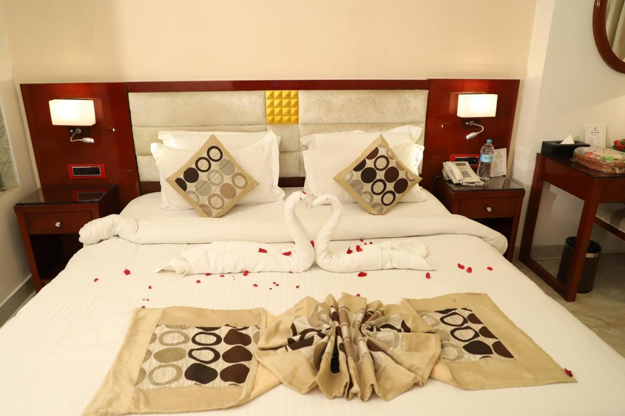 Republic Hotel Patna  Exterior photo