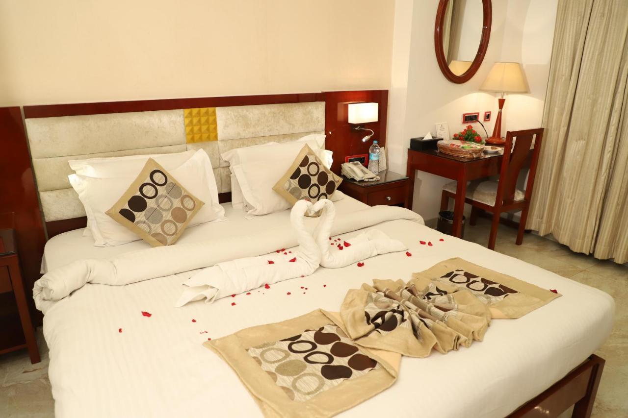 Republic Hotel Patna  Exterior photo