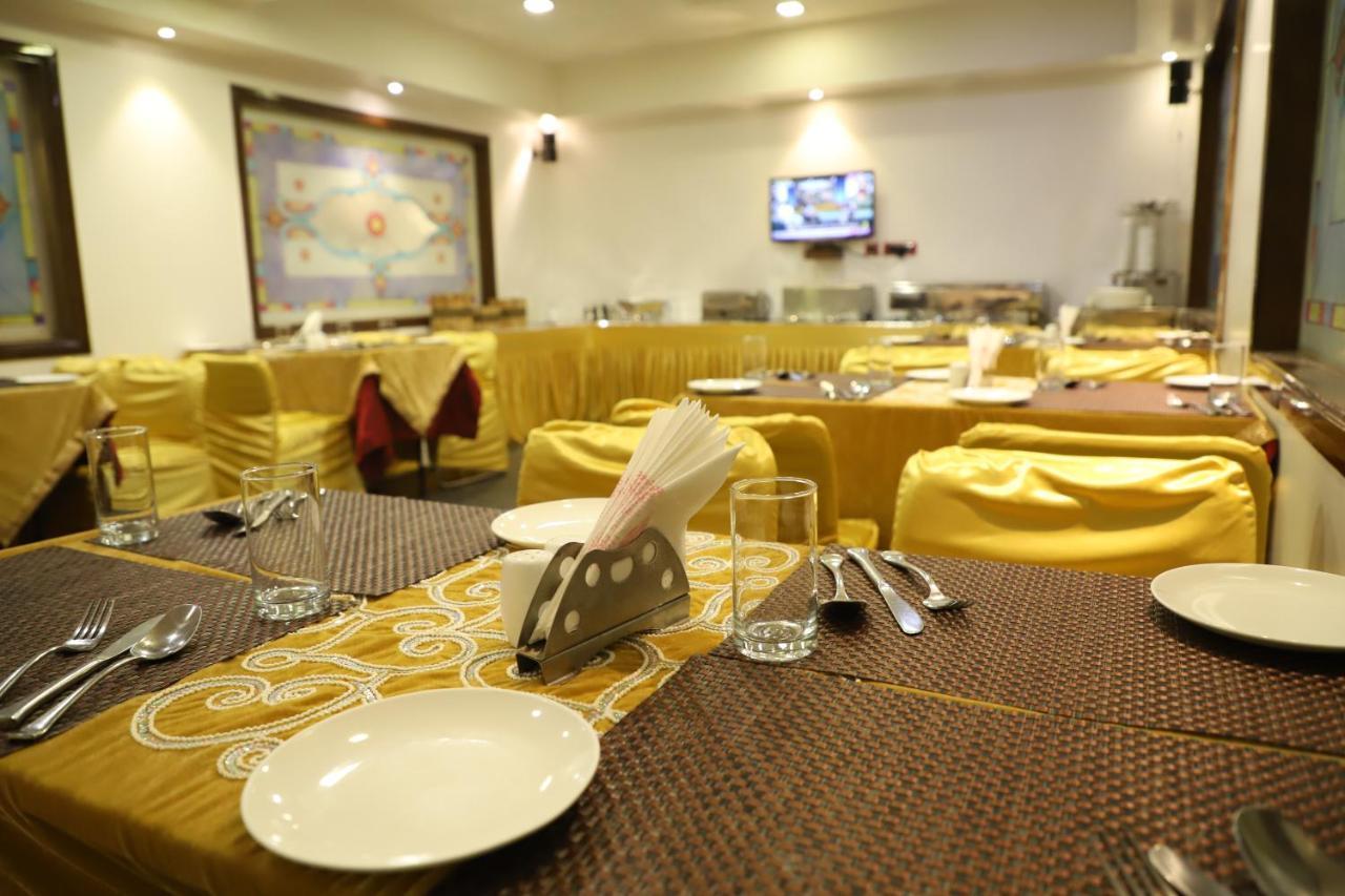 Republic Hotel Patna  Exterior photo