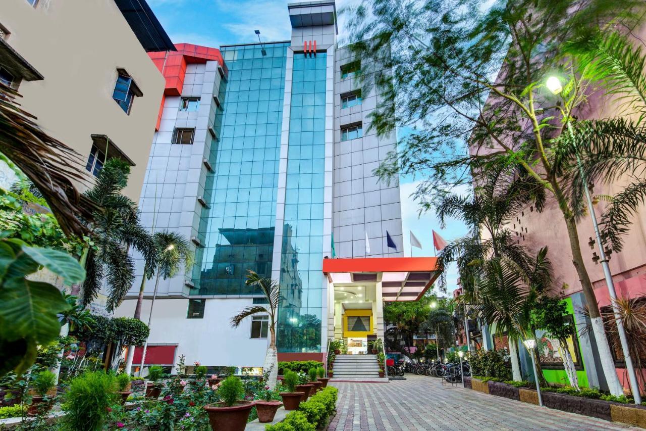Republic Hotel Patna  Exterior photo