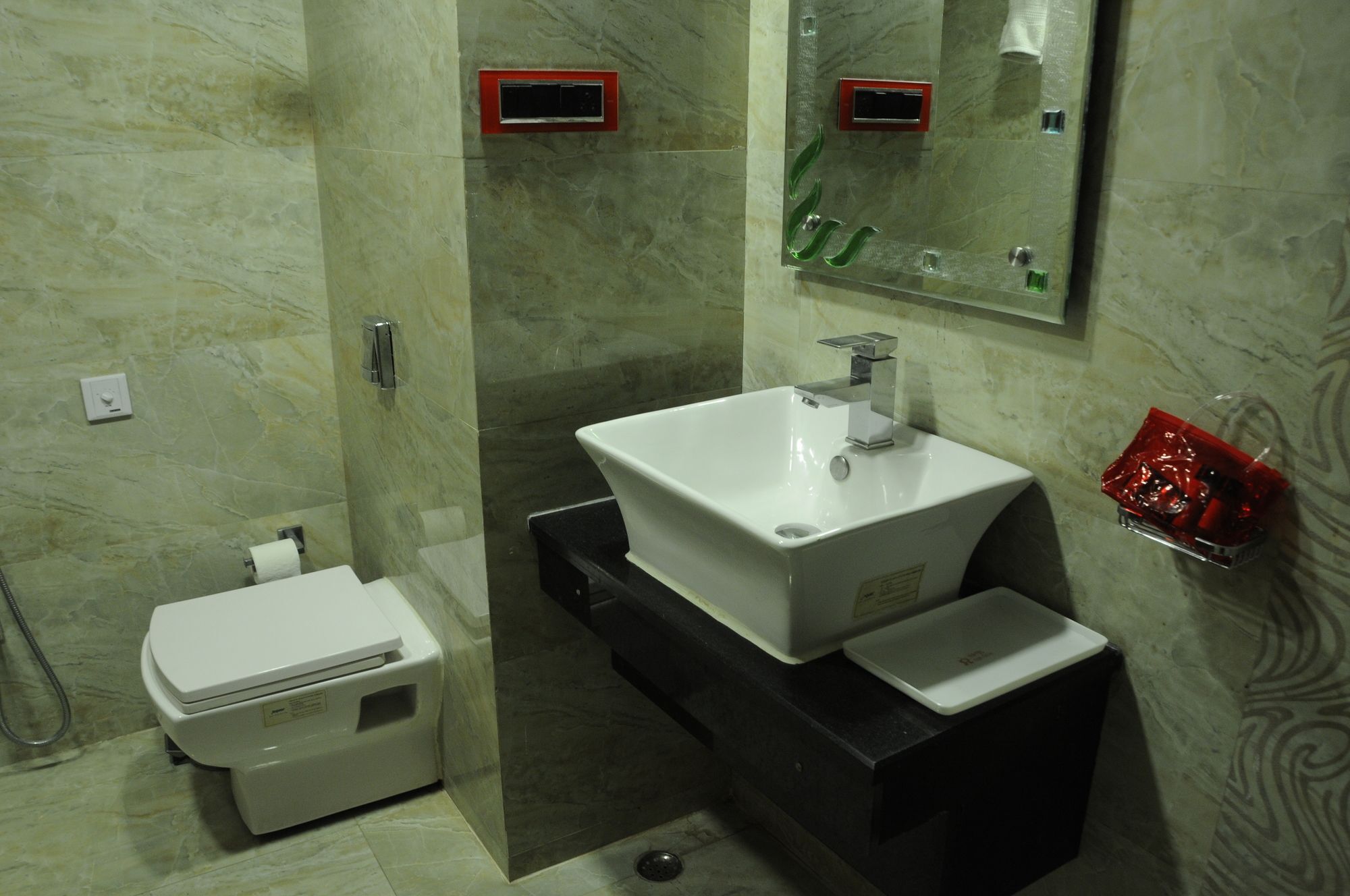 Republic Hotel Patna  Exterior photo